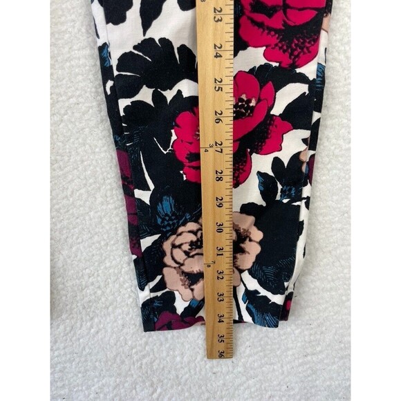 Adrianna Papell Women's Pants Size 12 Red White Floral Print Ankle Cropped - Picture 4 of 10